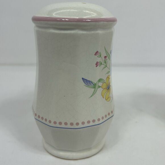 Sarma Studios Victorian Flowers 4.5" Oversized Salt & Pepper Shaker Set Handle - Picture 3 of 16